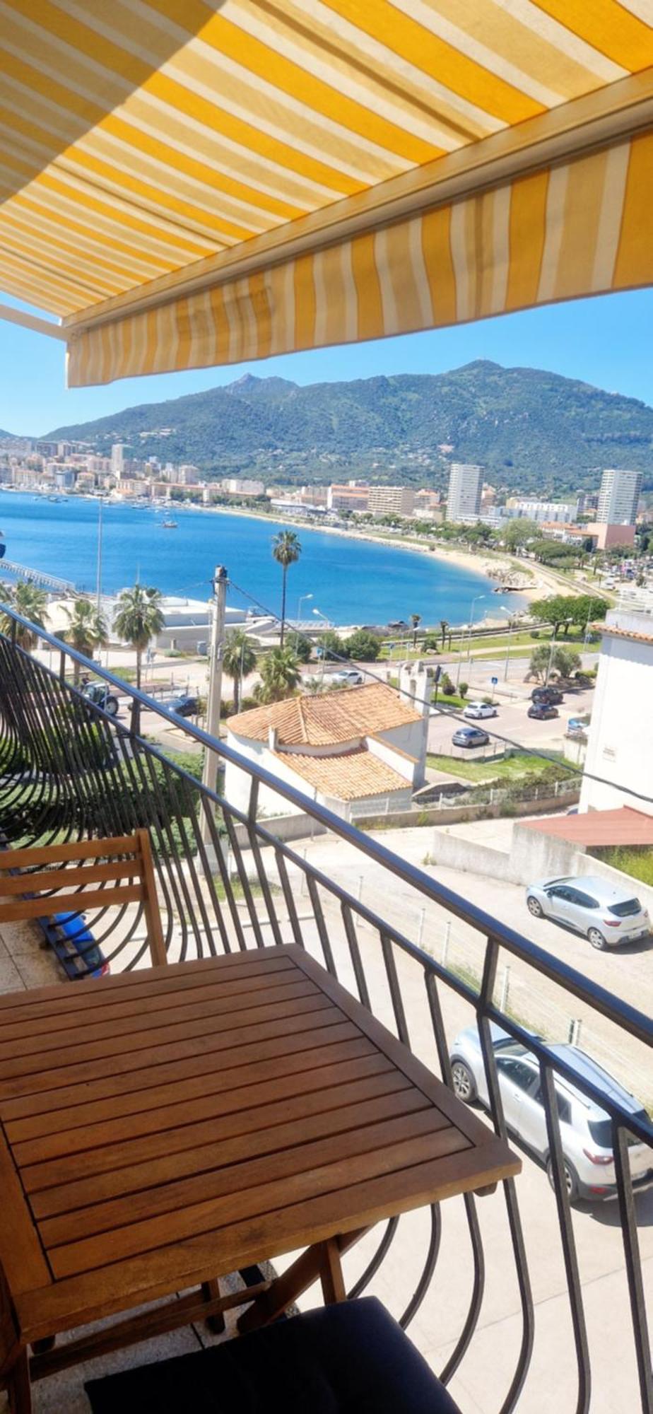 Magnifique Appartement Avec Balcon Vue Mer A L'Entree D'Ajaccio Ajaccio  Luaran gambar